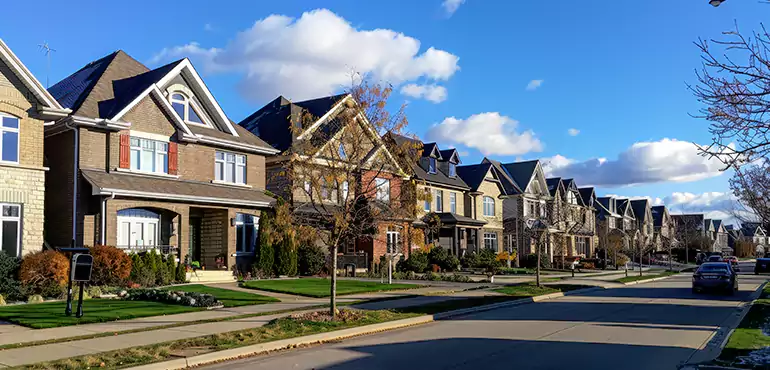 Why Choose Us for Selling Your Foreclosed House in Delaware, DE?