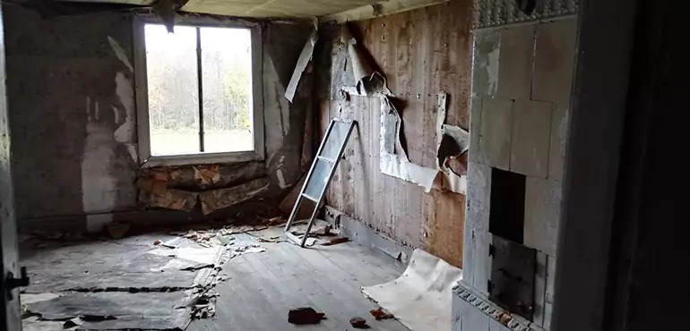 Why Selling a Distressed House Through Traditional Methods Fails in Delaware